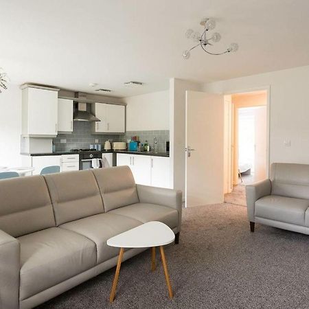 The Beeches 3 - Serviced Apartment Sheffield Bagian luar foto
