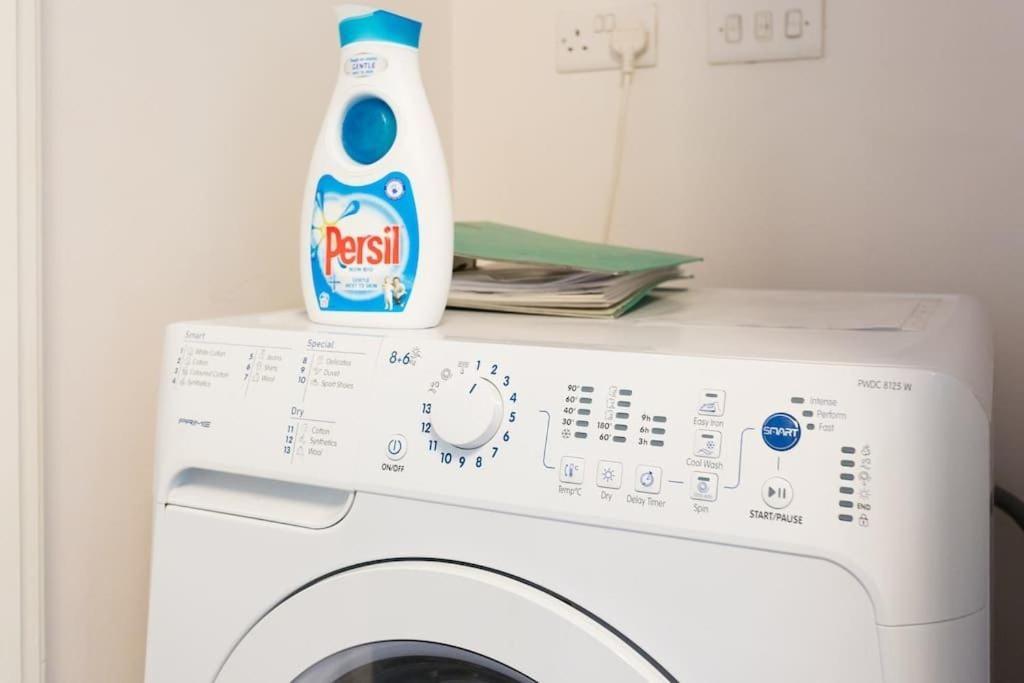 The Beeches 3 - Serviced Apartment Sheffield Bagian luar foto