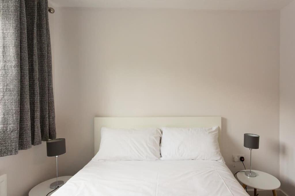The Beeches 3 - Serviced Apartment Sheffield Bagian luar foto