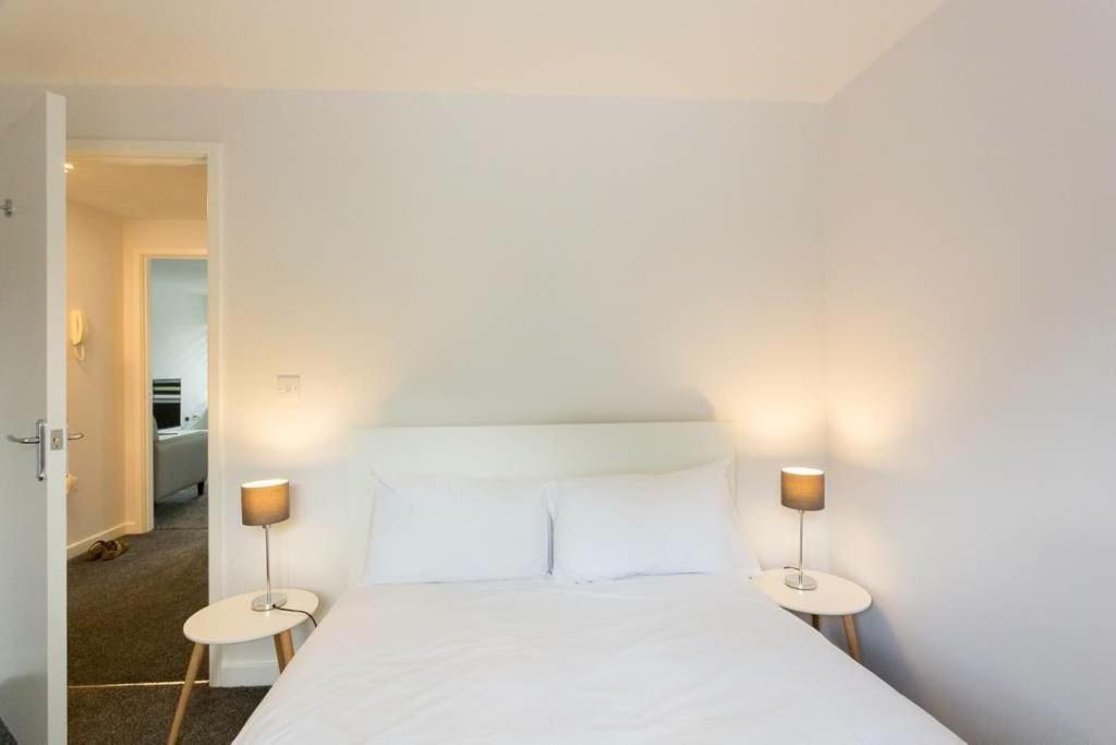 The Beeches 3 - Serviced Apartment Sheffield Bagian luar foto