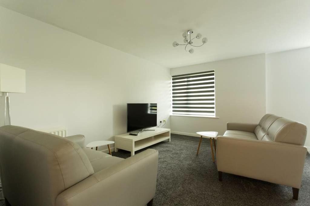 The Beeches 3 - Serviced Apartment Sheffield Bagian luar foto